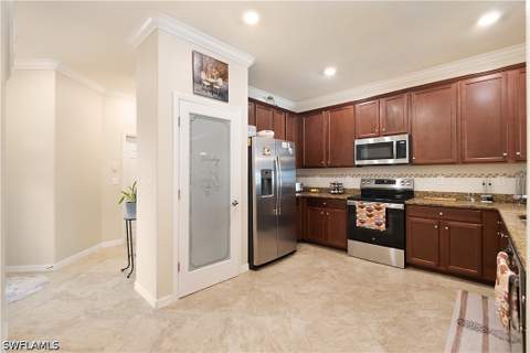 2034 Tamarron Ln, Naples FL - photo 9 of 47