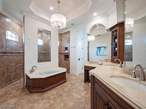 466 Clifton Ct, Marco Island FL - photo 10 of 41