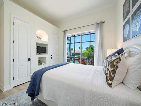 466 Clifton Ct, Marco Island FL - photo 14 of 41
