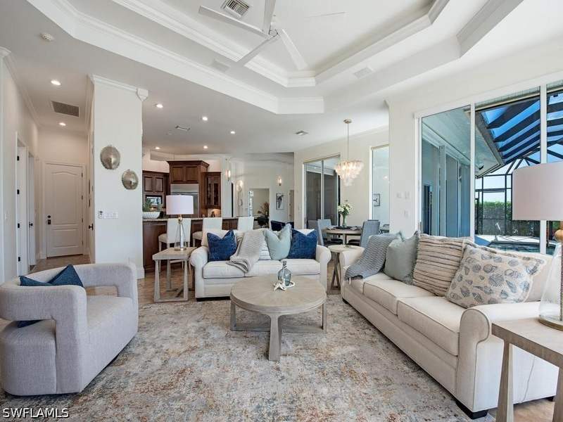3 bedroom SingleFamilyResidence at 466 Clifton Ct, Marco Beach, Marco Island — photo 4