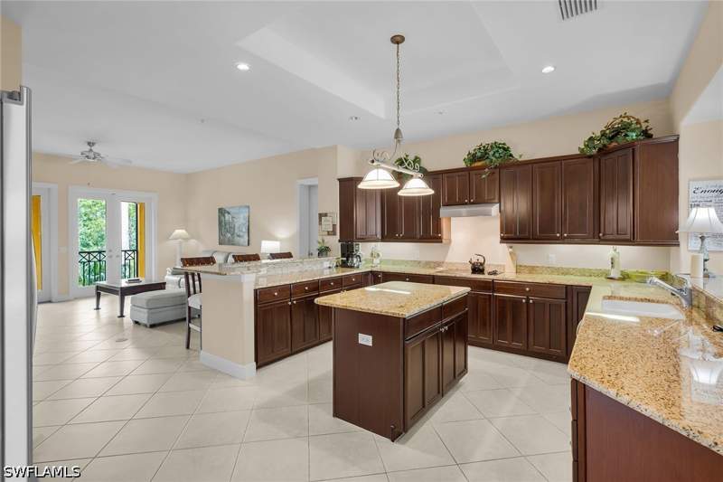 3 bedroom Condominium at 1418 Borghese Ln 201, Borghese Villas, Naples — photo 3