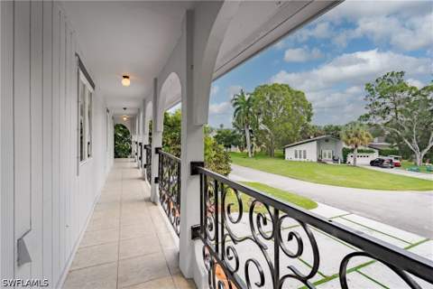 4045 Skyway Dr, Naples FL - photo 16 of 50