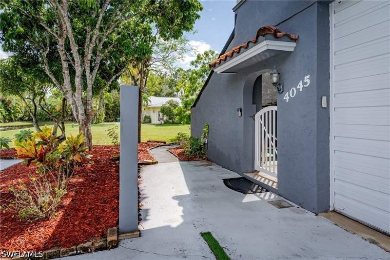 5 bedroom SingleFamilyResidence at 4045 Skyway Dr, Wing South Airpark, Naples — photo 5