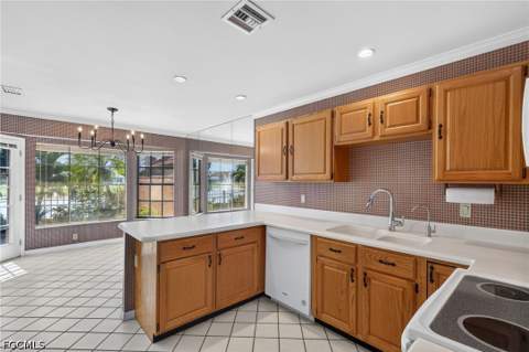 1440 Larkspur Dr, Fort Myers FL - photo 14 of 48