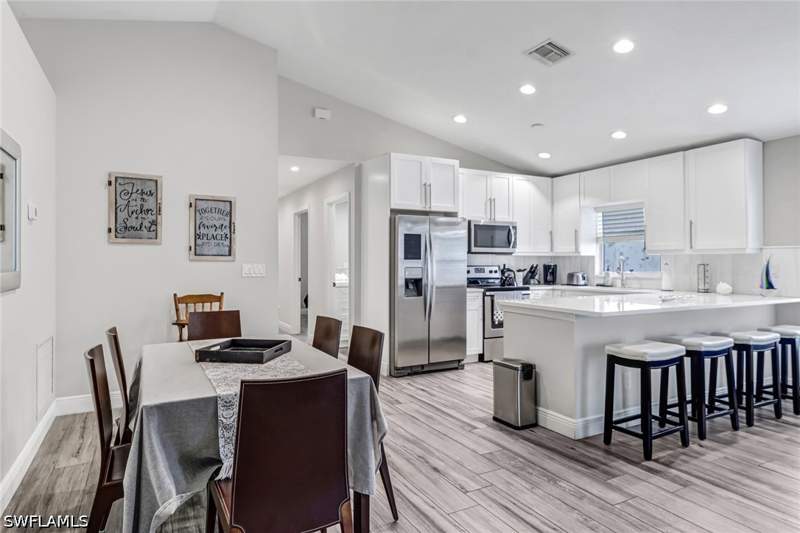 3 bedroom SingleFamilyResidence at 851 102nd Ave N, Naples Park, Naples — photo 4