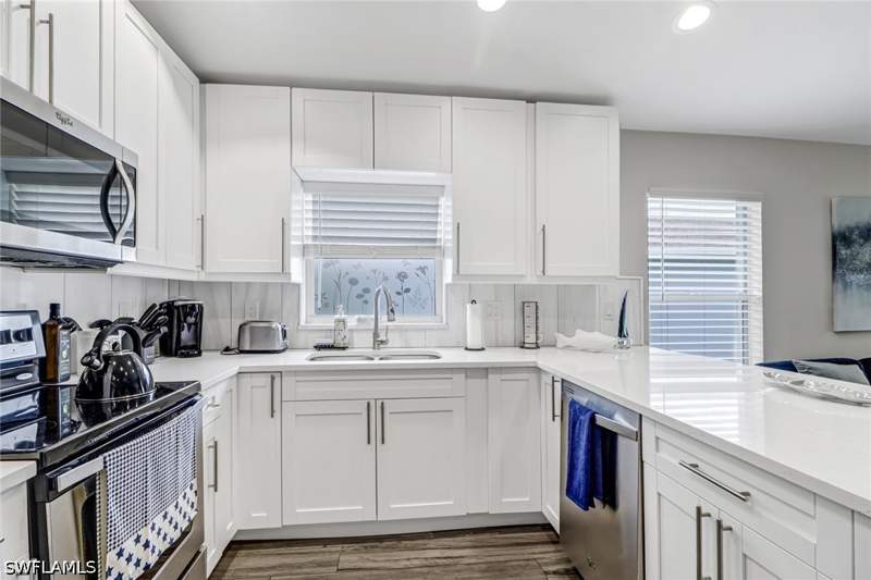 3 bedroom SingleFamilyResidence at 851 102nd Ave N, Naples Park, Naples — photo 5