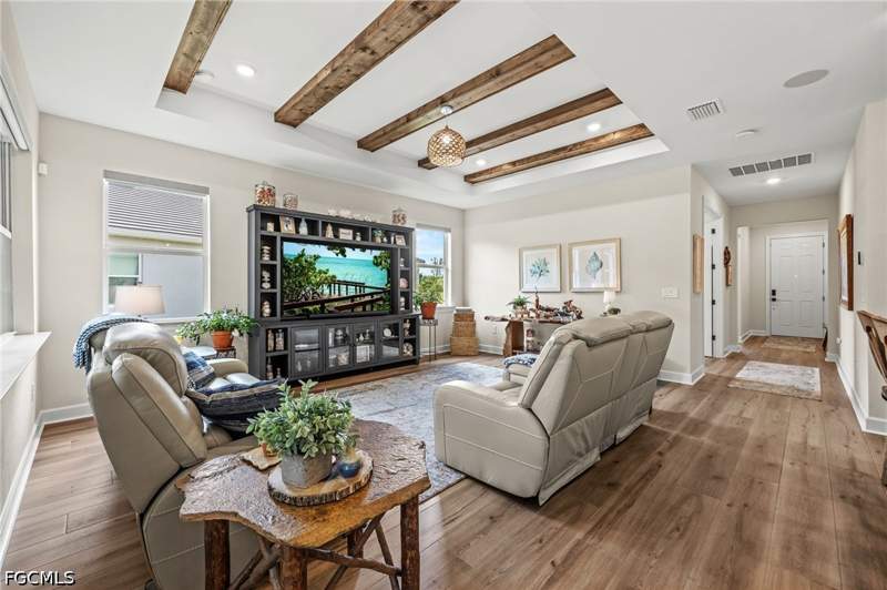 3 bedroom SingleFamilyResidence at 7629 Paradise Tree Dr, Del Webb Oak Creek, North Fort Myers — photo 3
