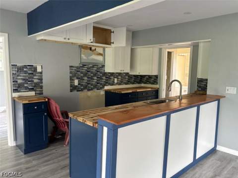 10925 Russell Rd, Bokeelia FL - photo 9 of 15