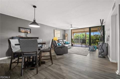 2069 W Lakeview Blvd 5, North Fort Myers FL - photo 13 of 29