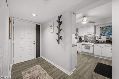 2069 W Lakeview Blvd 5, North Fort Myers FL - photo 6 of 29