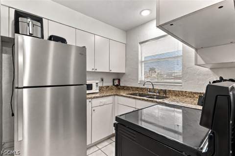 909 SE 46th Ln 209, Cape Coral FL - photo 8 of 24