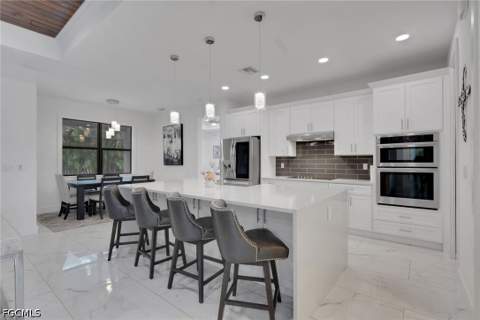2806 Miracle Pkwy, Cape Coral FL - photo 10 of 44