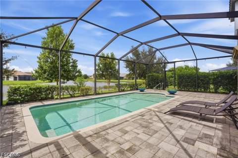 2446 Heydon Cir E, Naples FL - photo 11 of 49