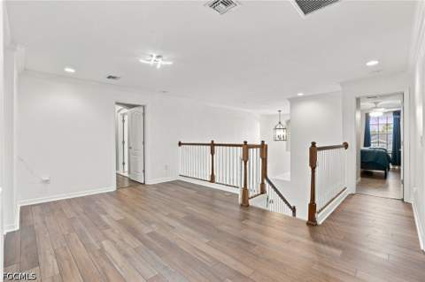 2446 Heydon Cir E, Naples FL - photo 17 of 49