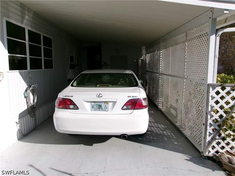 2 bedroom ManufacturedHome at 2 Monaco Ter, Riviera Colony, Naples — photo 3