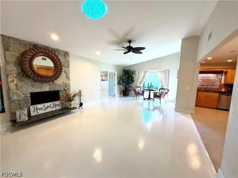 15853 Silverado Ct, Fort Myers FL - photo 12 of 45
