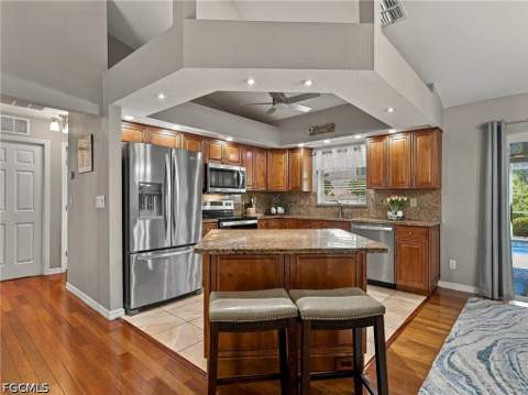 1131 NW 28th Pl, Cape Coral FL - photo 6 of 28