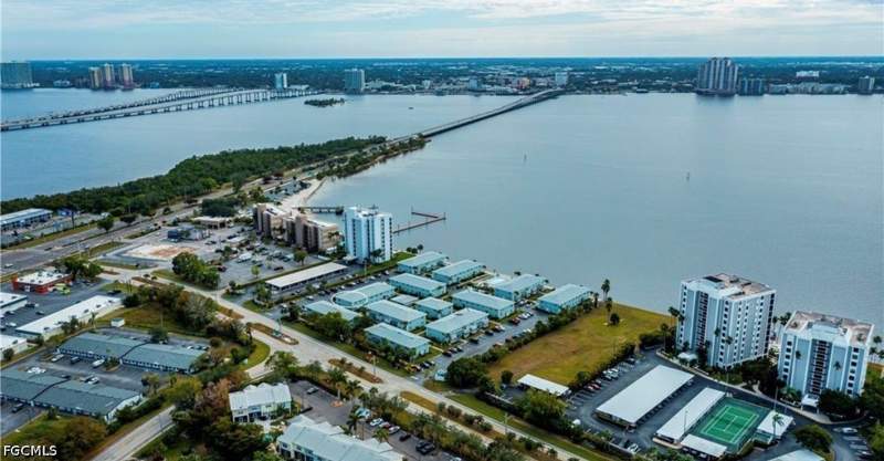 1 bedroom Condominium at 3322 N Key Dr 3, Palms At Waters Edge, North Fort Myers — photo 3