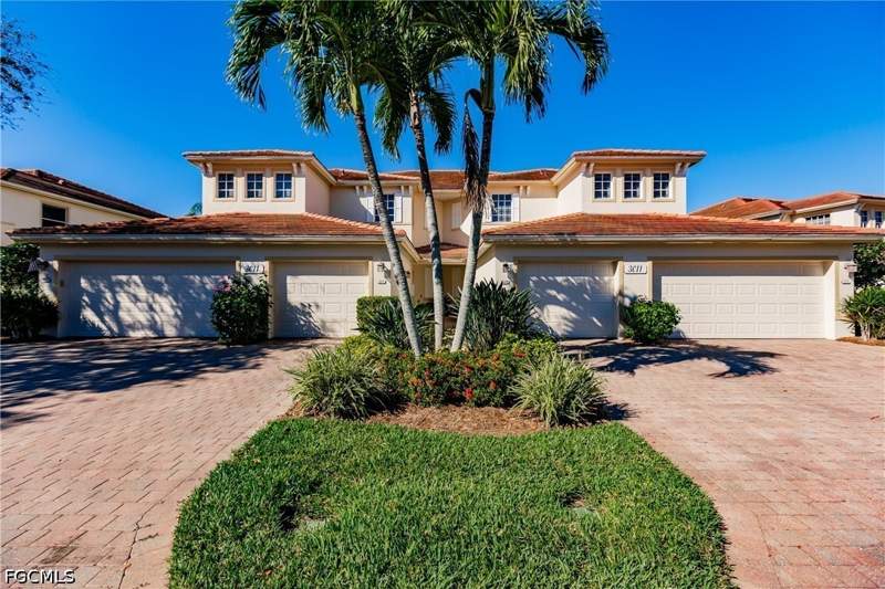 3 bedroom Condominium at 3011 Meandering Way 202, Idlewild, Fort Myers — photo 2