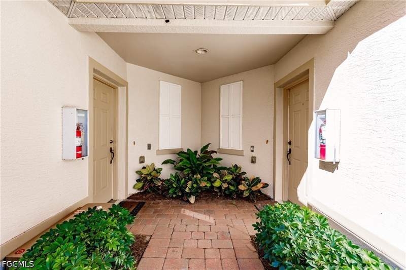 3 bedroom Condominium at 3011 Meandering Way 202, Idlewild, Fort Myers — photo 4