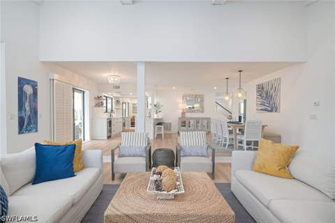 1420 Jewel Box Ave, Naples FL - photo 10 of 28