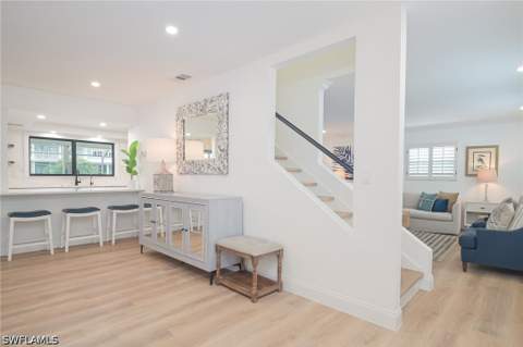 1420 Jewel Box Ave, Naples FL - photo 9 of 28