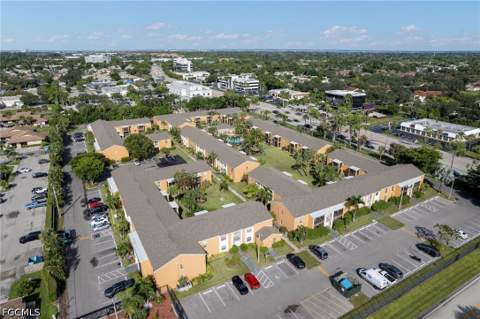 12630 Kenwood Ln B, Fort Myers FL - photo 24 of 34