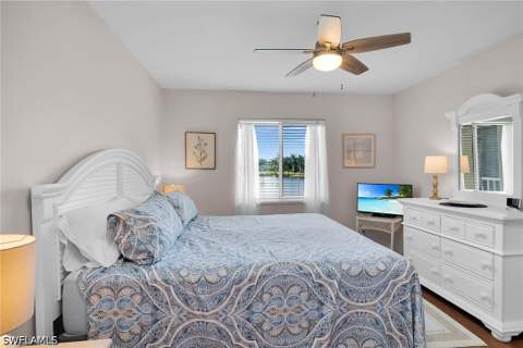3675 Amberly Cir C207, Naples FL - photo 18 of 34
