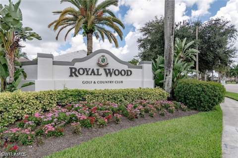 3675 Amberly Cir C207, Naples FL - photo 23 of 34