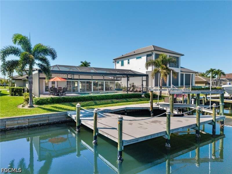 2 bedroom SingleFamilyResidence at 14710 Eden St, Palm Acres, Fort Myers — photo 3
