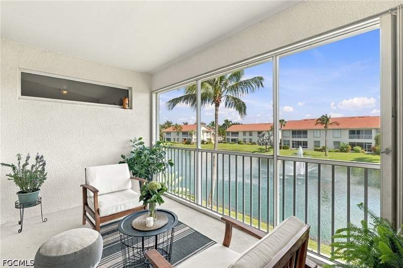 2 bedroom Condominium at 15130 Royal Windsor Ln 1601, Avalon Bay, Fort Myers — photo 2