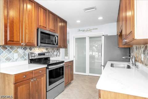3071 Meandering Way 101, Fort Myers FL - photo 13 of 52
