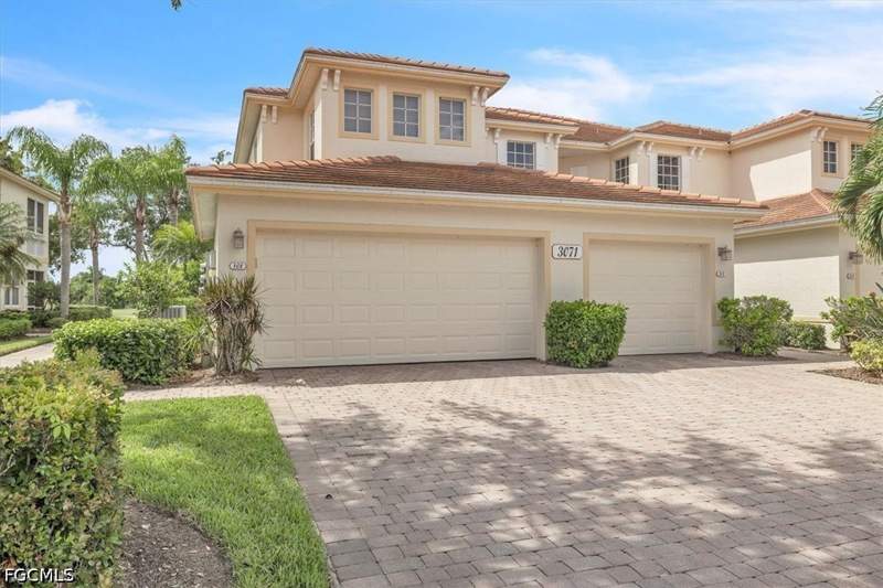 2 bedroom Condominium at 3071 Meandering Way 101, Idlewild, Fort Myers — photo 3