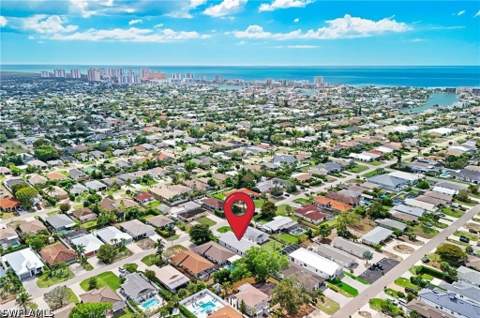 653 107th Ave N, Naples FL - photo 6 of 32