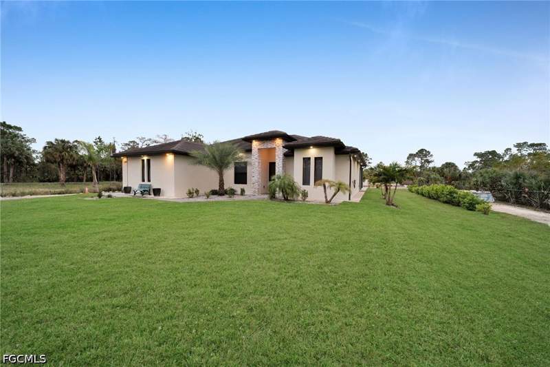 4 bedroom SingleFamilyResidence at 2330 6th Ave NE, Golden Gate Estates, Naples — photo 2