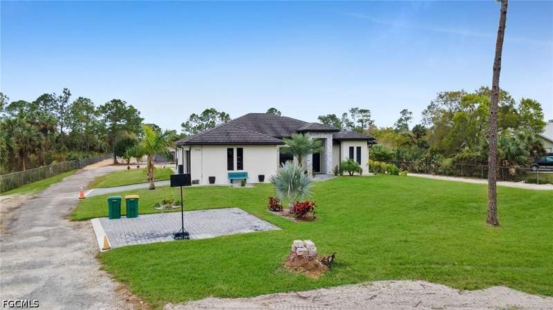 4 bedroom SingleFamilyResidence at 2330 6th Ave NE, Golden Gate Estates, Naples — photo 5