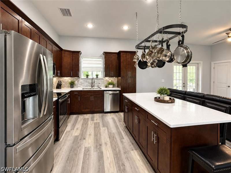 3 bedroom SingleFamilyResidence at 6300 Everglades Blvd N, Golden Gate Estates, Naples — photo 3