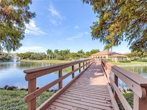 15433 Bellamar Cir 1025, Fort Myers FL - photo 18 of 20