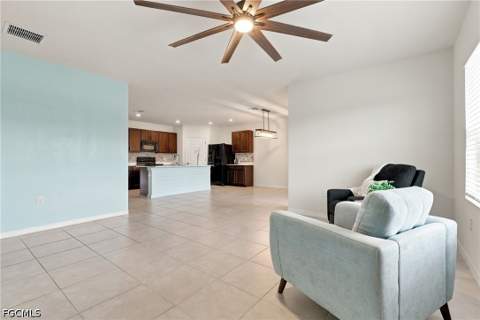 2717 Foralesca Ct, Cape Coral FL - photo 10 of 61
