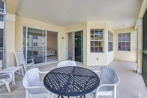 20021 Sanibel View Cir 101, Fort Myers FL - photo 20 of 46