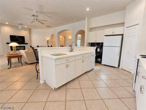 2106 SW 52nd Ter, Cape Coral FL - photo 7 of 30