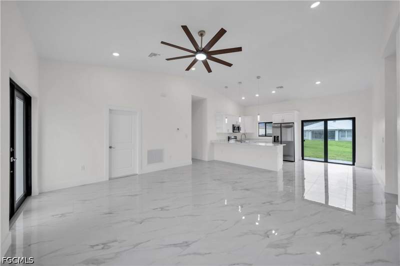 3 bedroom SingleFamilyResidence at 3609 23rd St SW, Lehigh Acres, Lehigh Acres — photo 4