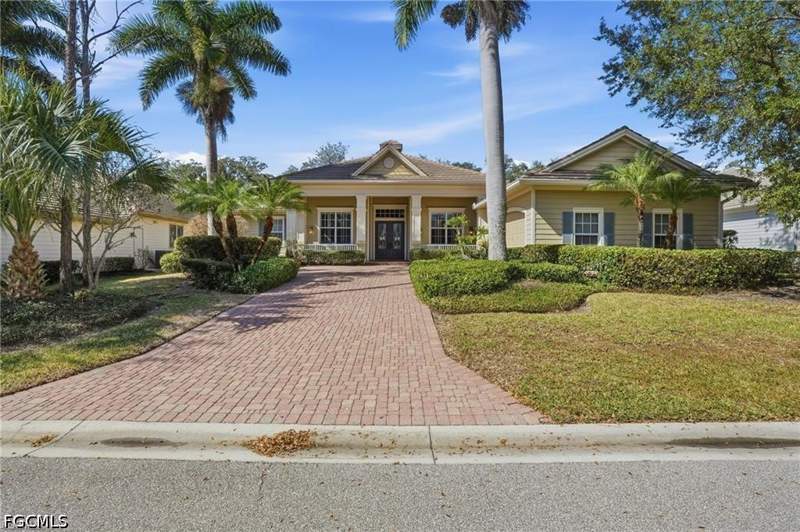 3 bedroom SingleFamilyResidence at 3801 River Point Dr, River Point, Fort Myers — photo 3