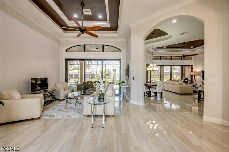 3 bedroom SingleFamilyResidence at 601 SW 40th Ter, Cape Coral, Cape Coral — photo 3