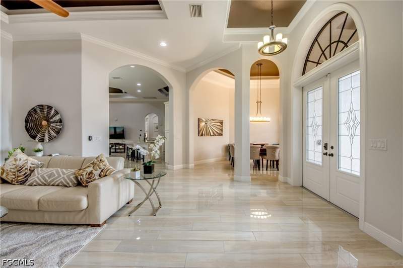 3 bedroom SingleFamilyResidence at 601 SW 40th Ter, Cape Coral, Cape Coral — photo 4