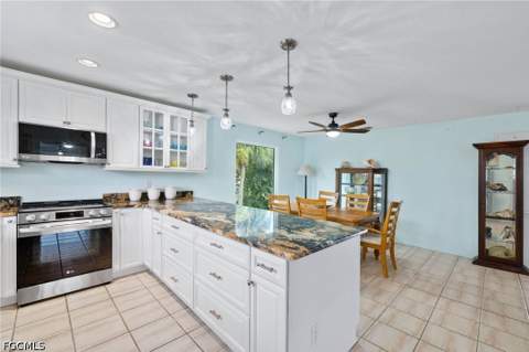 1625 Serenity Ln, Sanibel FL - photo 15 of 34