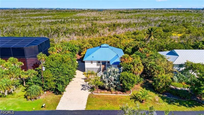 3 bedroom SingleFamilyResidence at 1625 Serenity Ln, Gumbo Limbo, Sanibel — photo 3