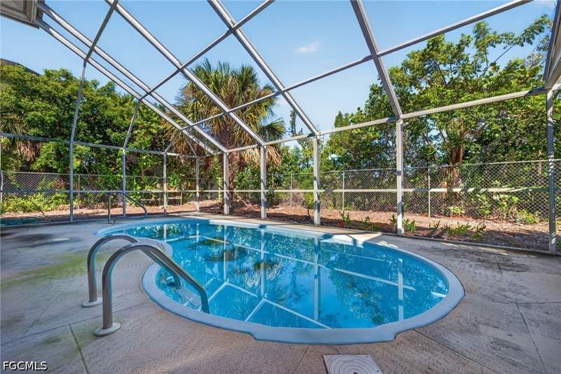 3 bedroom SingleFamilyResidence at 1625 Serenity Ln, Gumbo Limbo, Sanibel — photo 4