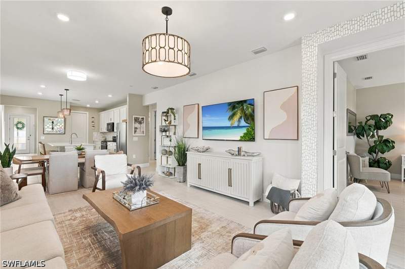 3 bedroom SingleFamilyResidence at 1880 Sierra Ct, Terreno At Valencia, Naples — photo 4