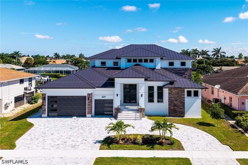 5 bedroom SingleFamilyResidence at 1630 Rainbow Ct, Marco Island, Marco Island — photo 2